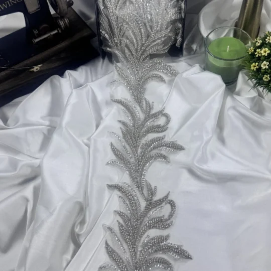 Nakışlı Boncuk İşlemeli Şık Şerit (1 mt)