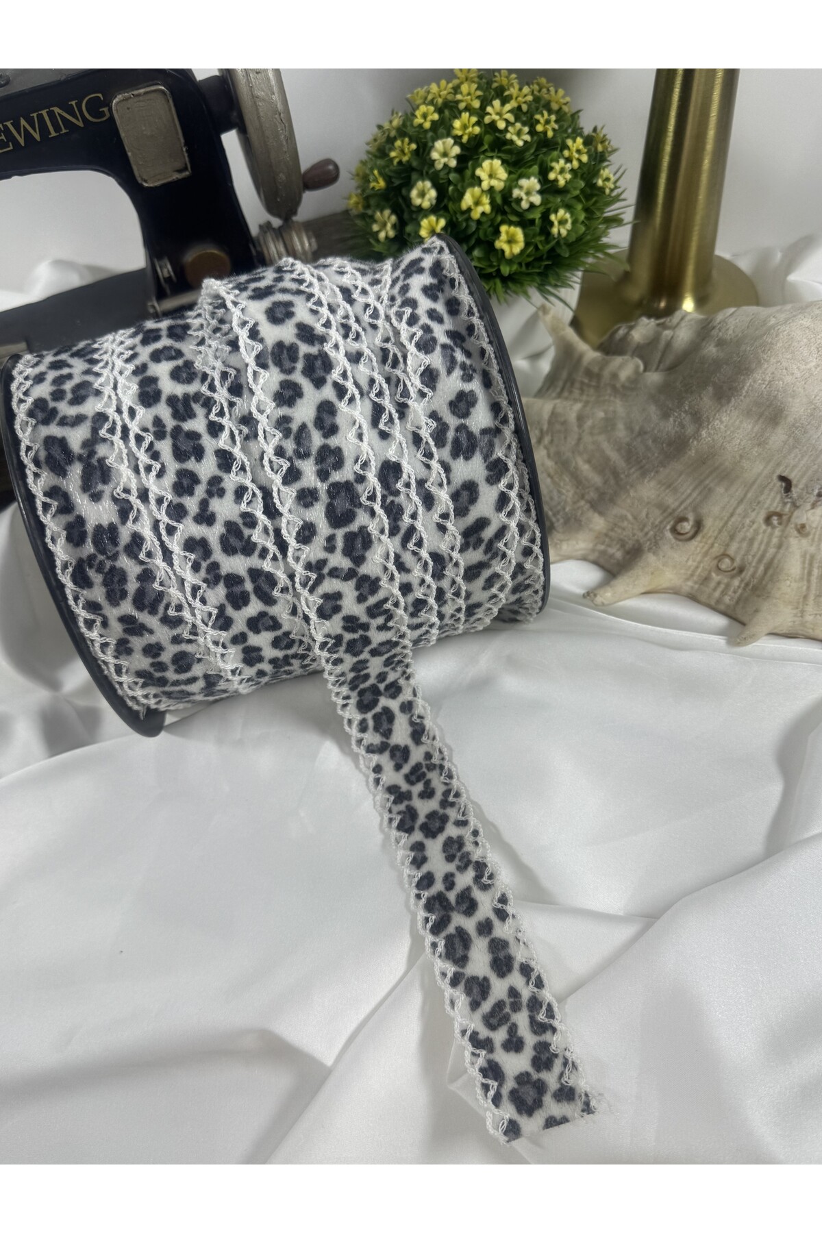leopar desenli süet dokulu yanı dantelli şerit aksesuar
