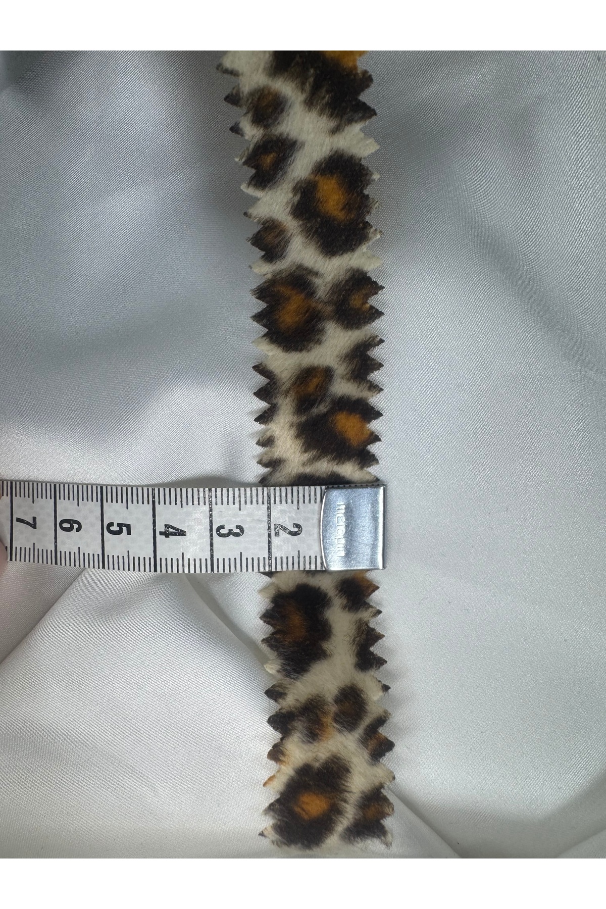 leopar desenli lazer kesim süet şerit(1mt) - Görsel 5