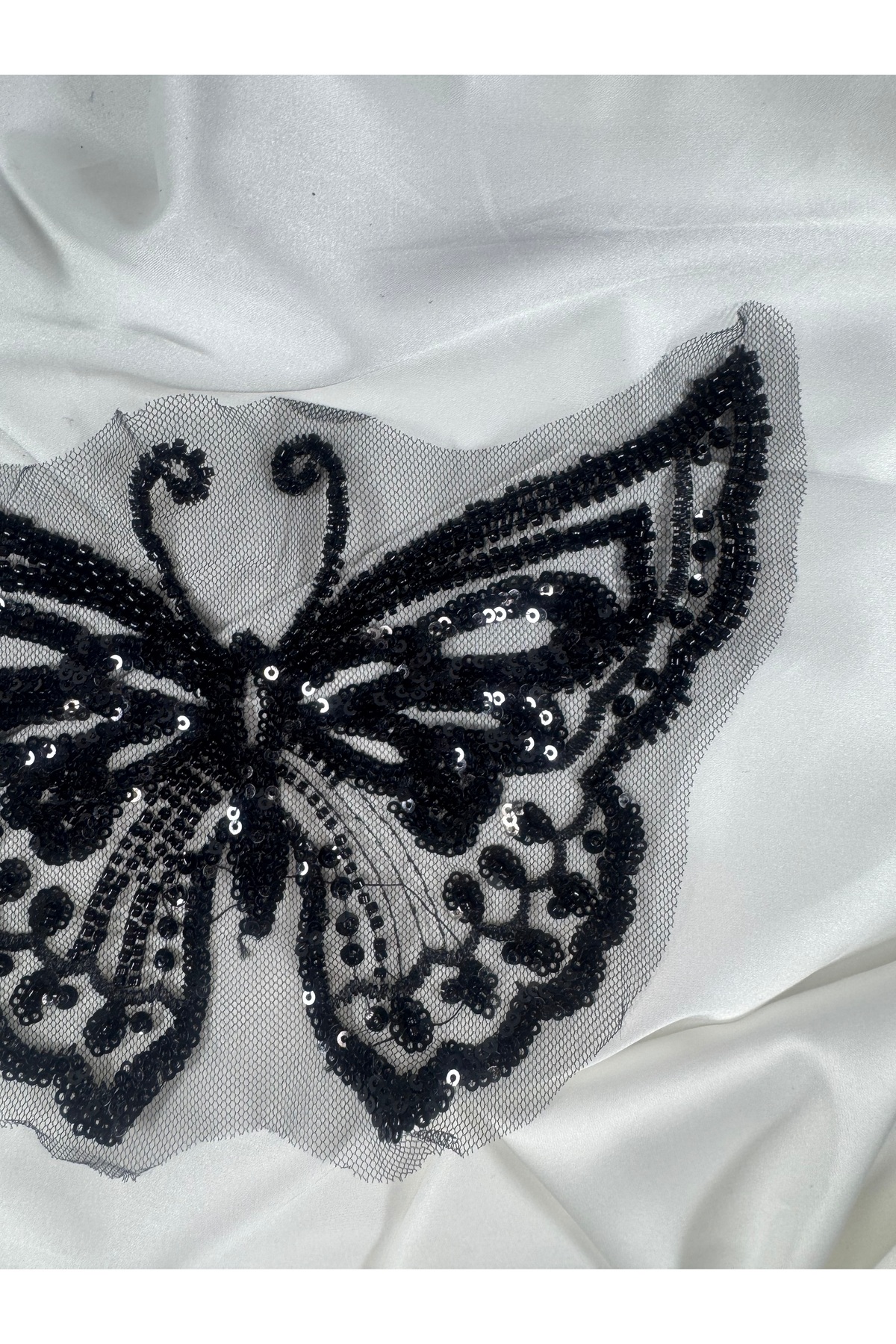 işlemeli kelebek motif aplike - Görsel 2