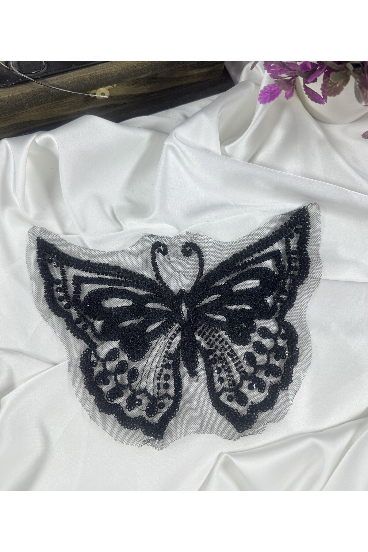 işlemeli kelebek motif aplike - Görsel 5