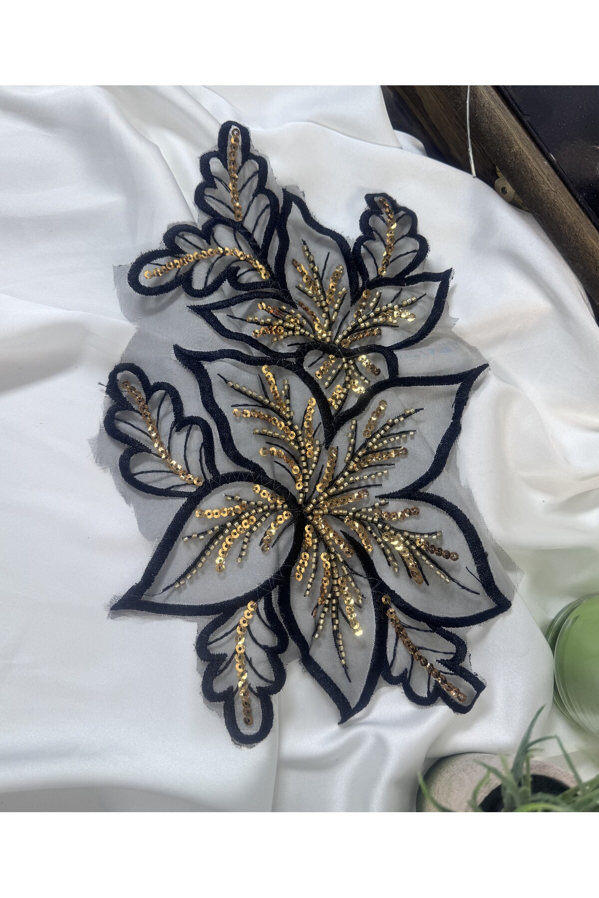 işlemeli nakışlı şık zarif aplike motif - Görsel 2