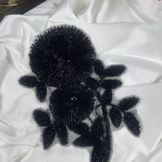 boncuk işlemeli şık aplike motif