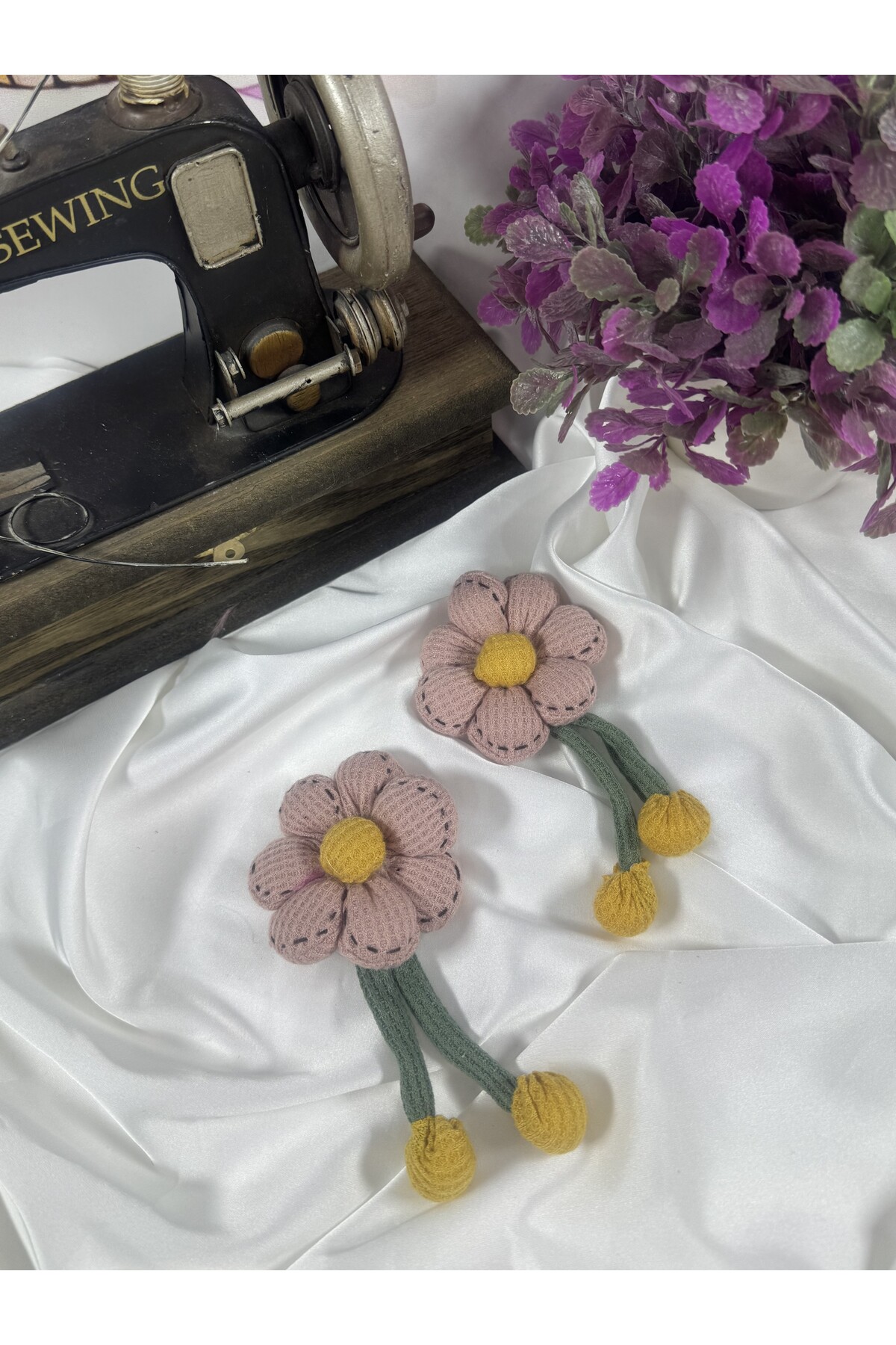 örgü detaylı elyaf dokulu sallantılı papatya motif (2adet)