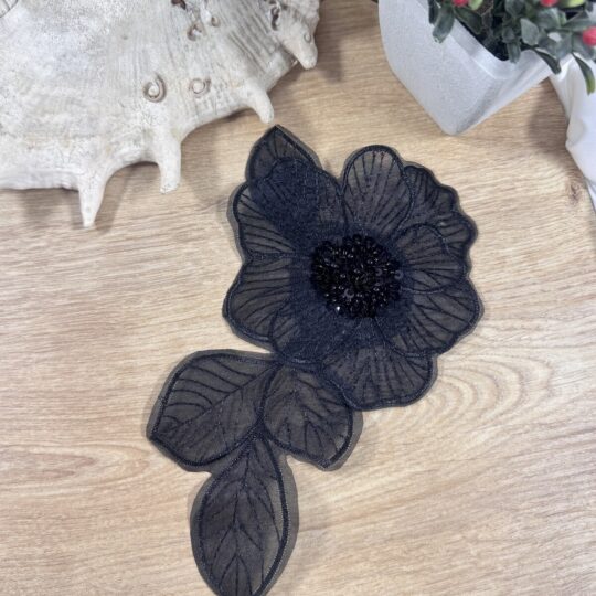 nakışlı papatya desenli payet işlemeli aplik motif
