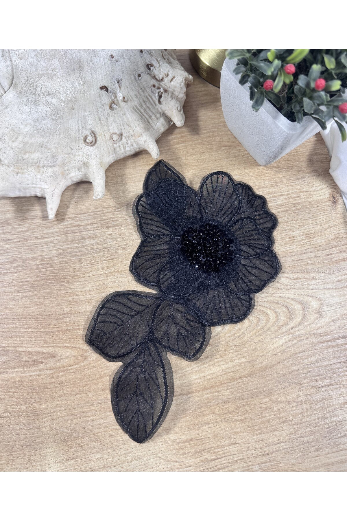 nakışlı papatya desenli payet işlemeli aplik motif