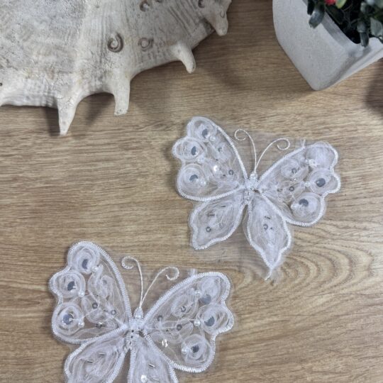 işlemeli kelebek motif(2adet)