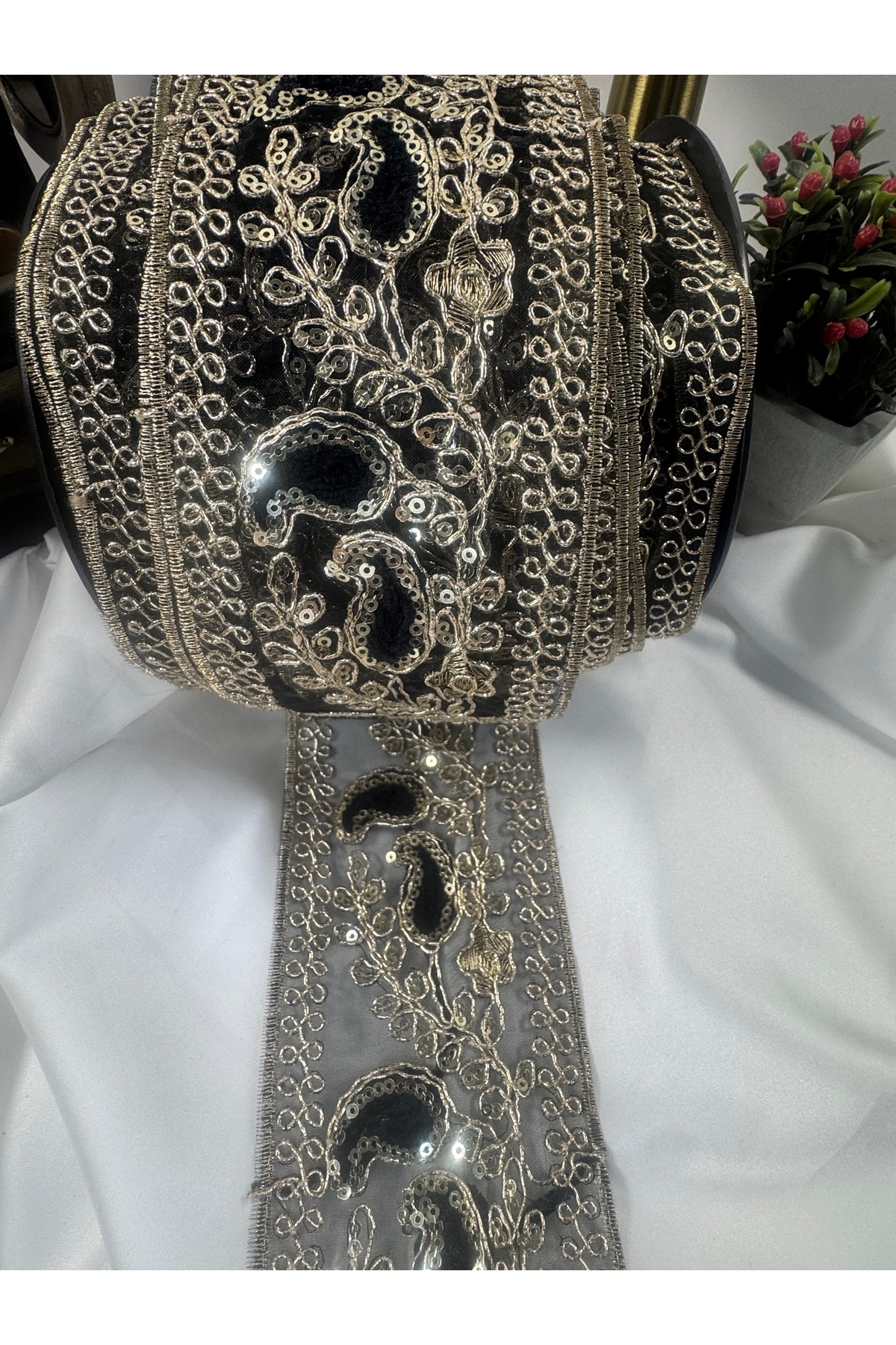 gold işlemeli kadife detaylı etnik şerit dantel - Görsel 3