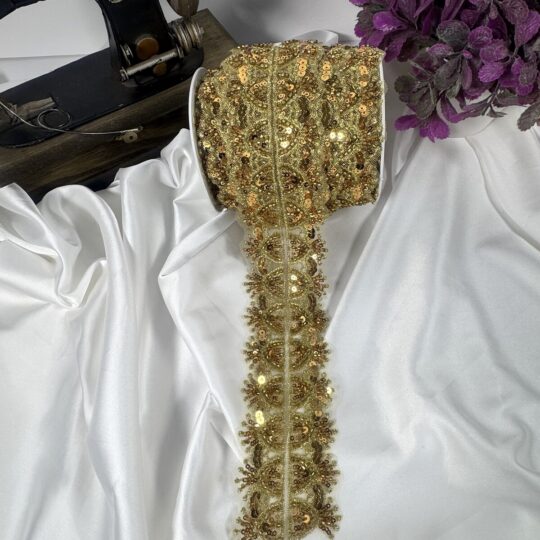 gold boncuk ve payet işlemeli şerit dantel