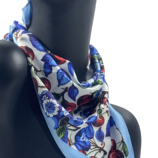 Desenli saten bandana fular