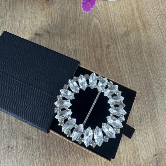 Şık kristal taşlı kemer tokası