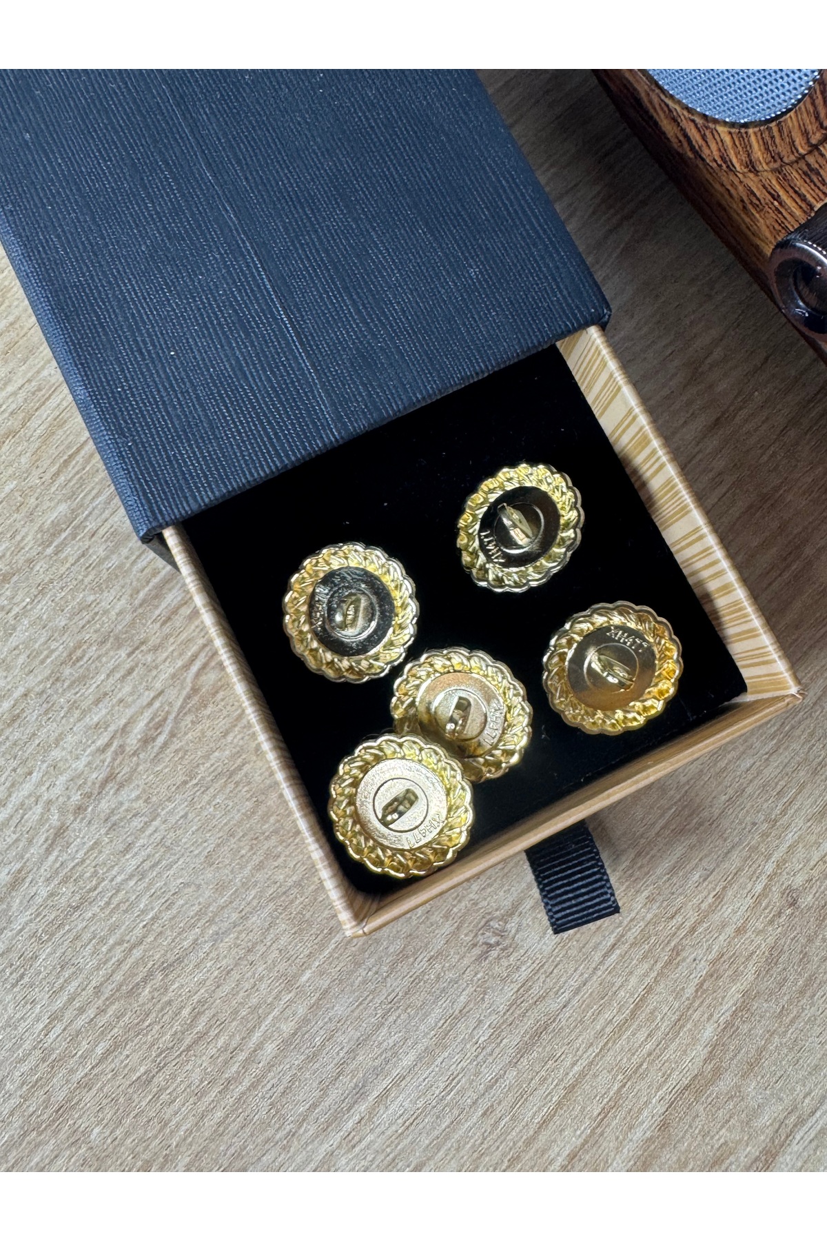 5'li gold burgu çerçeveli yuvarlak incili metal düğme - Görsel 4