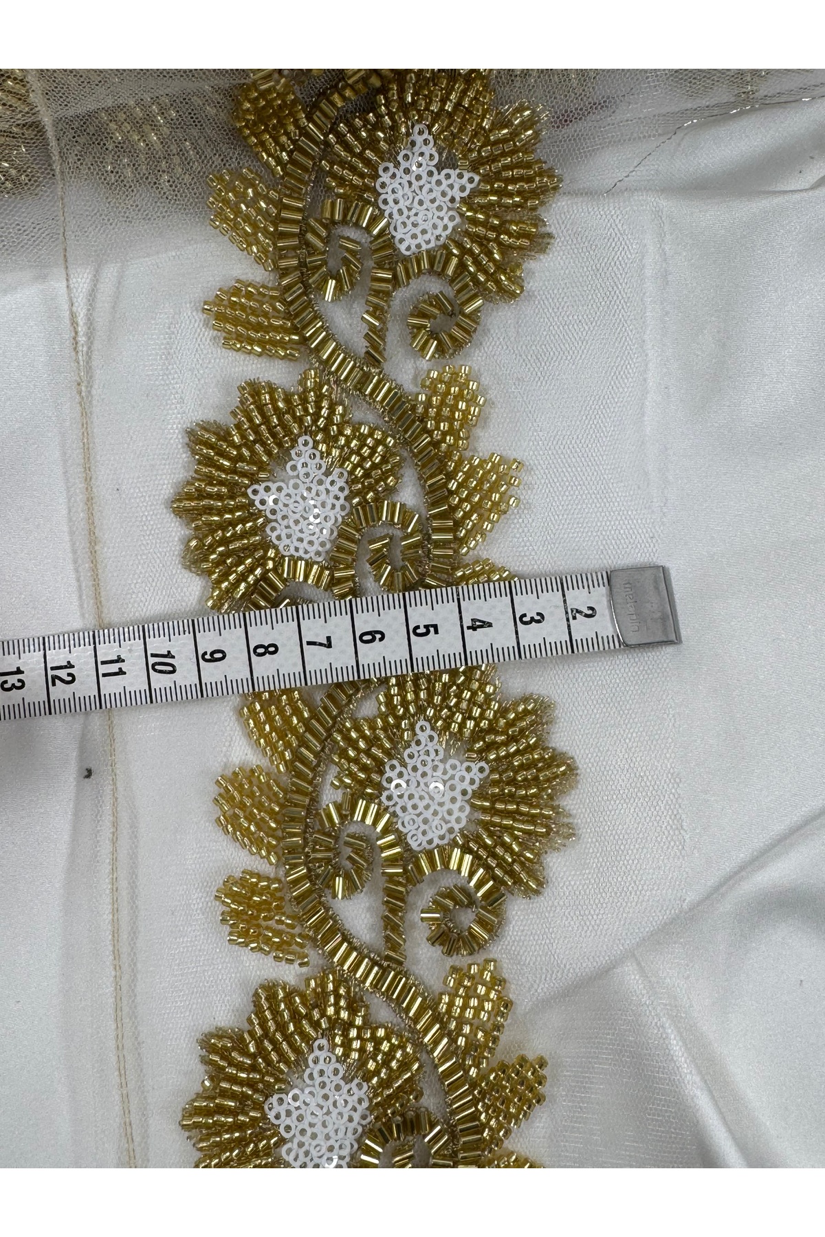 gold ve ekru boncuk işlemeli tül üzeri dantel(1mt) - Görsel 4