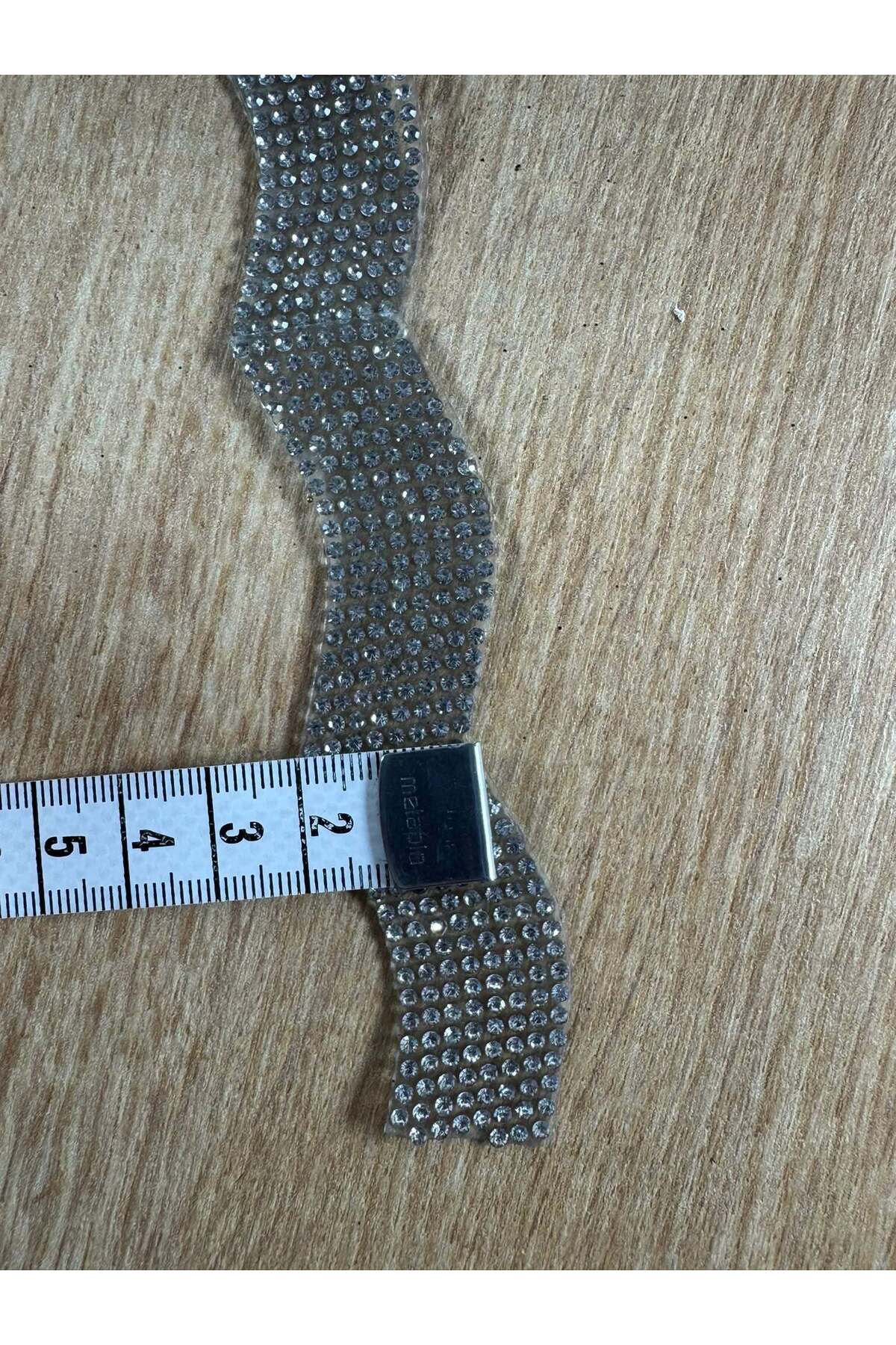 Dalgalı kristal taşlı kendinden yapışkanlı şerit (1mt) - Görsel 3