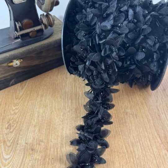 Haute Couture 3D Çiçekli kristal boncuklu dantel şerit (1mt)