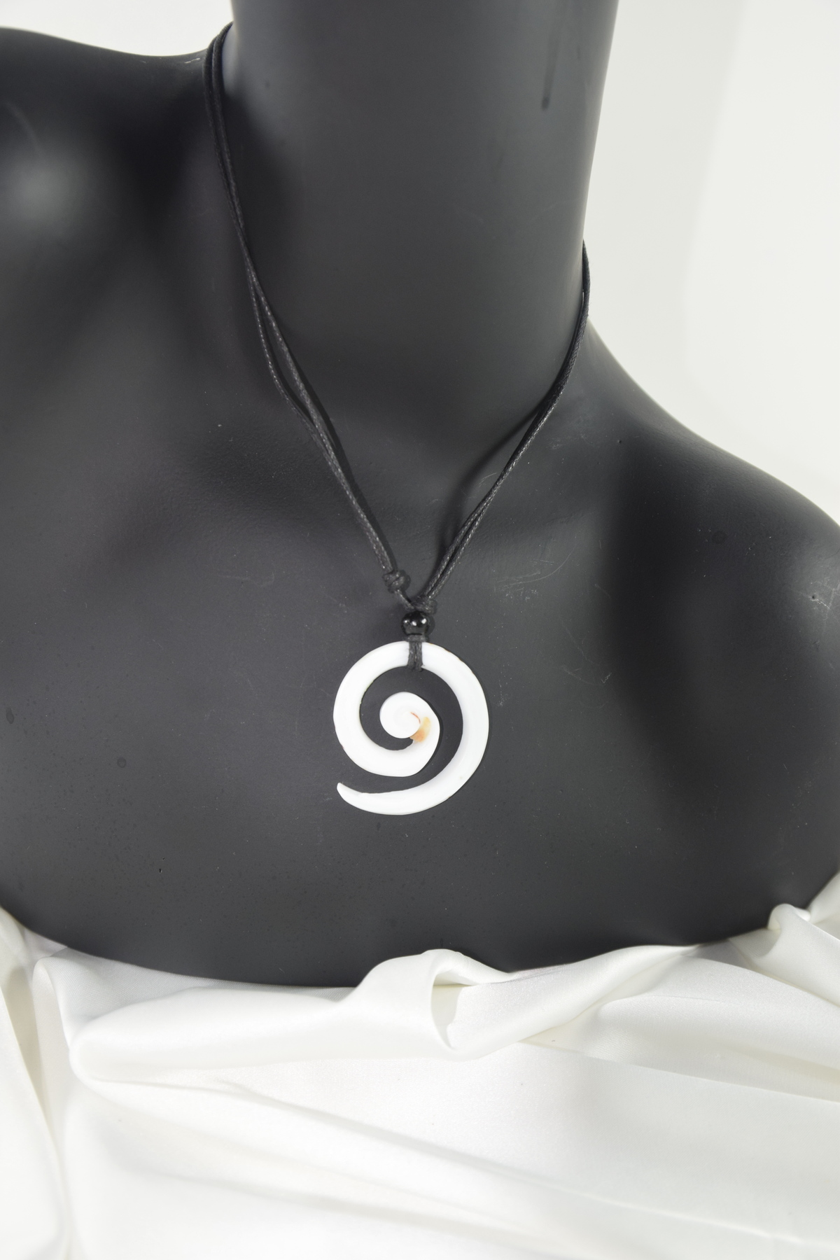 Spiral Doğal taş kolye ayarlanabilir minimal bohem tasarım - Görsel 3
