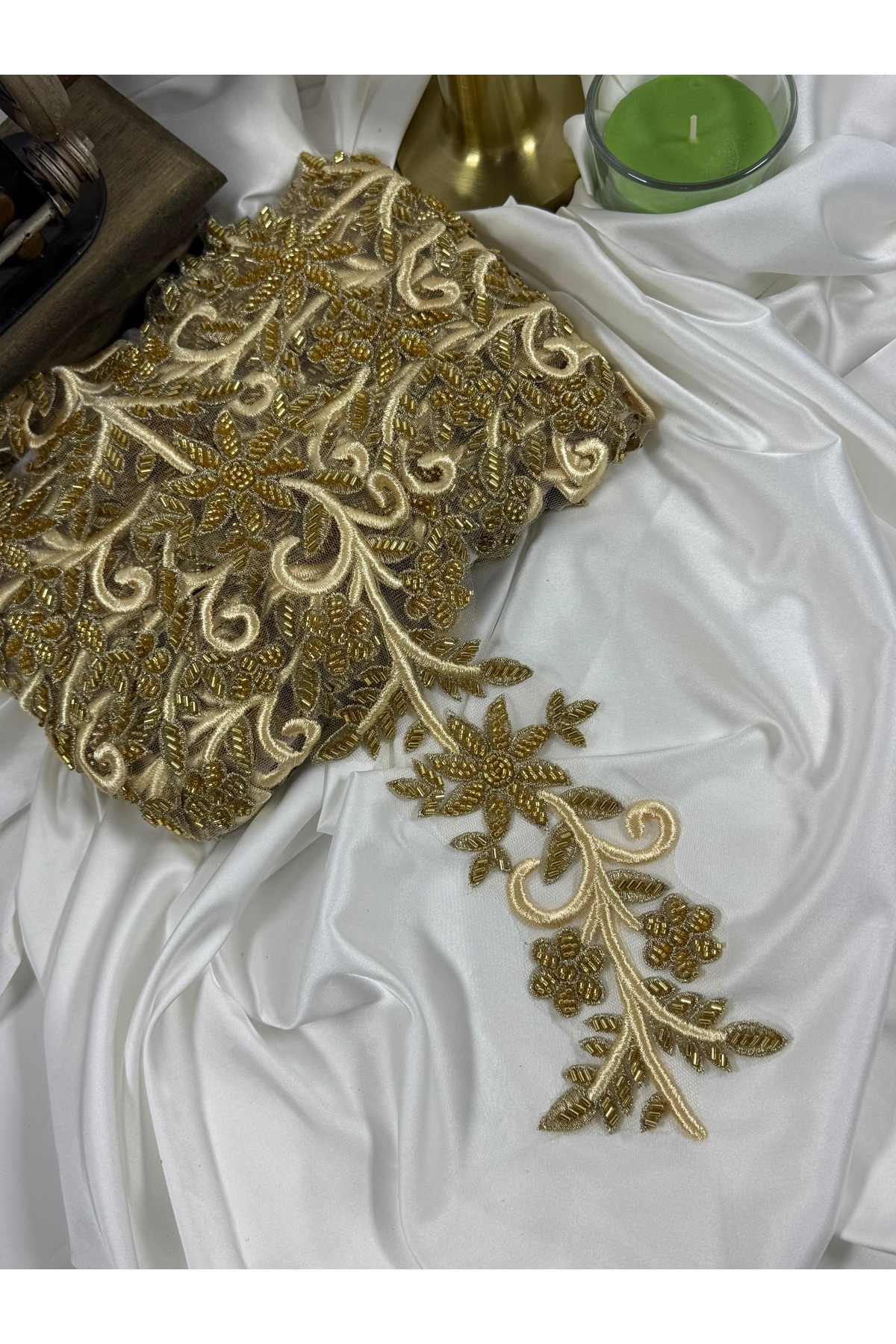 Gold boncuk işlemeli nakış detaylı dantel (1mt)