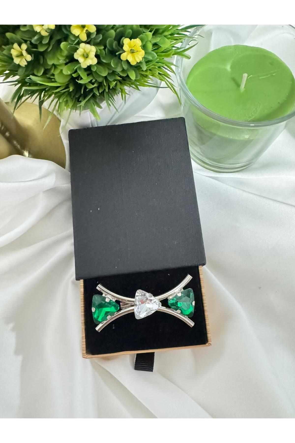 Kristal taş detaylı modern broş yaka iğnesi - Görsel 3